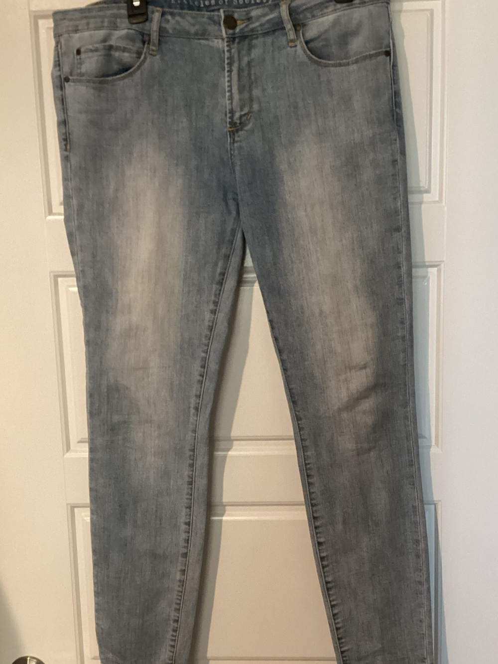 Articles Of Society Light Wash Skinny Jeans
